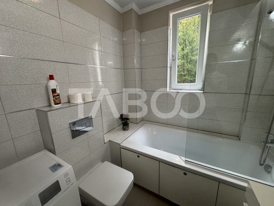 Apartament decomandat 3 camere loc parcare Padurea Dumbrava Sibiu