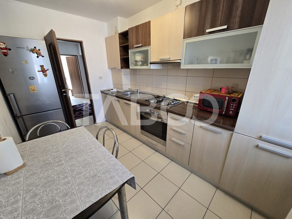 Apartament decomandat 3 camere pivnita balcon Valea Aurie Sibiu