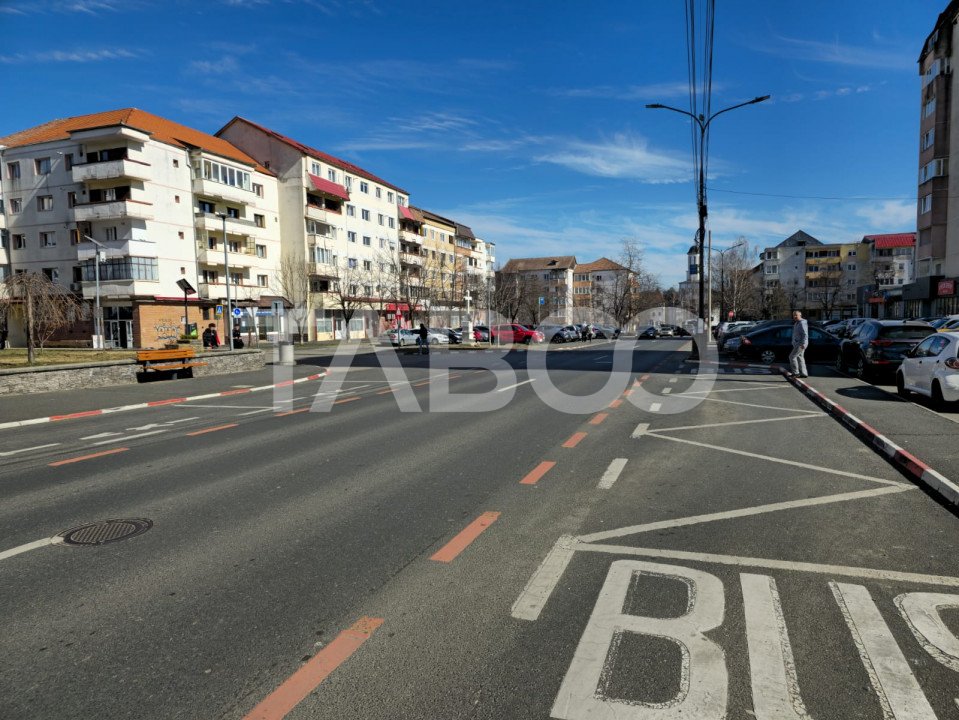 Apartament decomandat 3 camere pivnita balcon Valea Aurie Sibiu