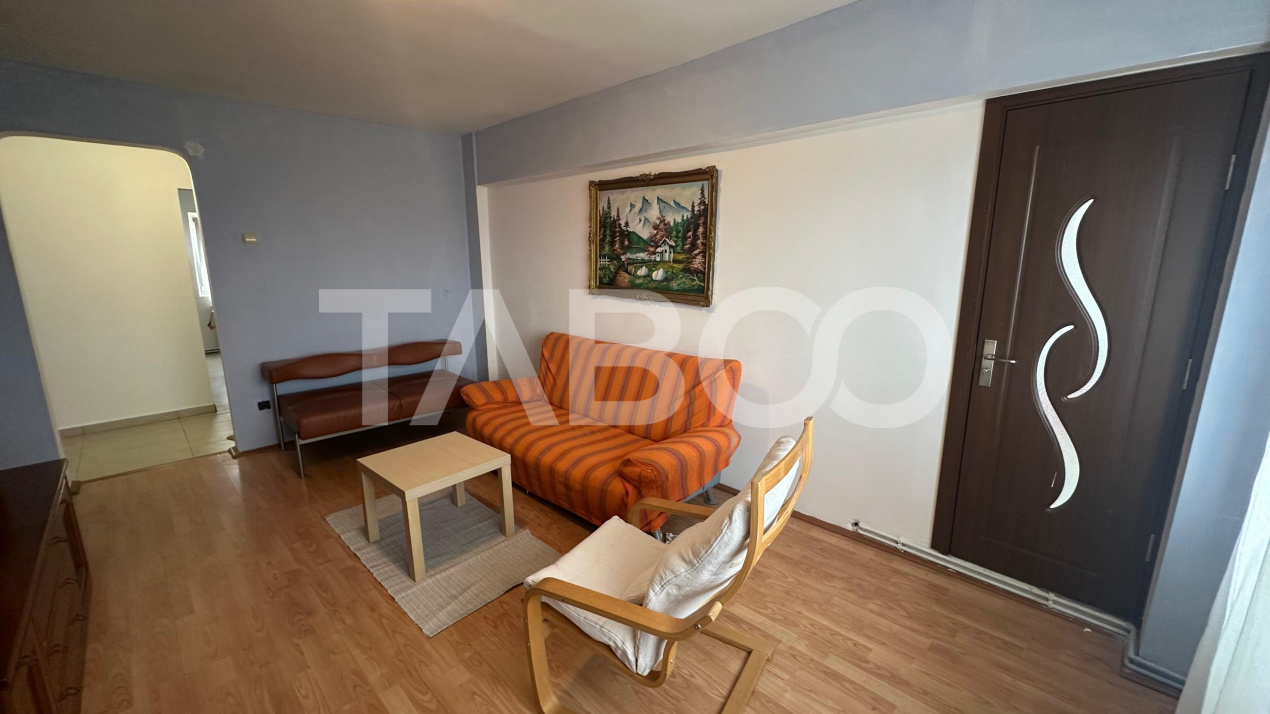 Apartament decomandat 3 camere pivnita balcon zona Lazaret Sibiu