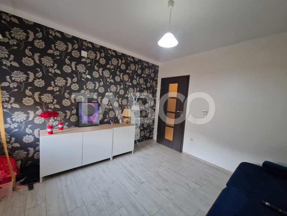 Apartament decomandat 3 camere si loc de parcare Cisnadie Sibiu