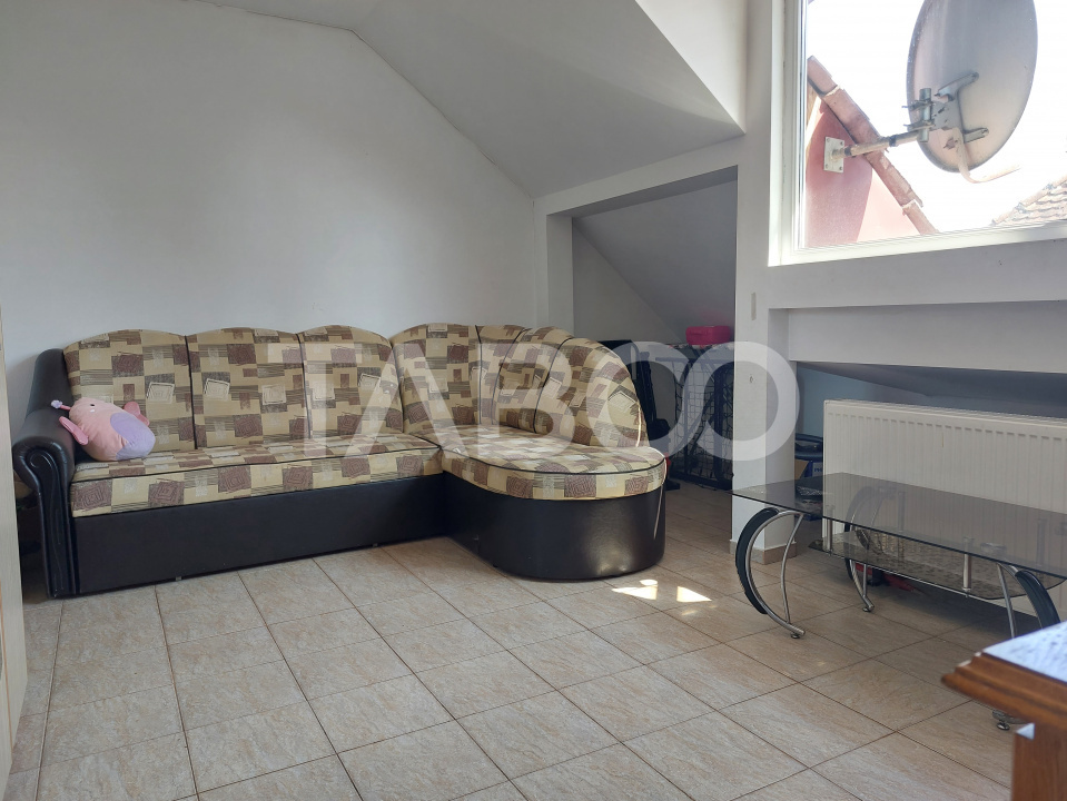 Apartament decomandat 3 camere zona centrala Cisnadie de vanzare