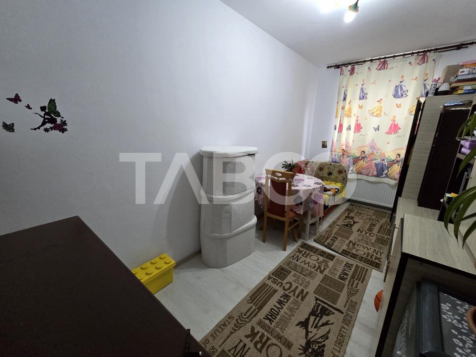 Apartament decomandat 4 camere 2 bai balcon parcare COMISION 0 
