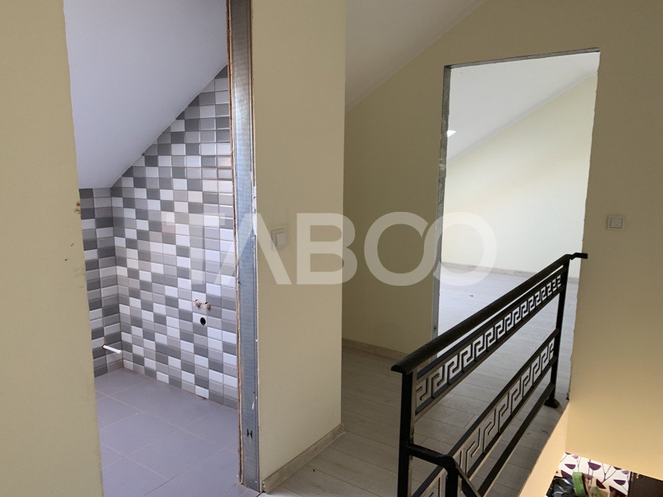 Apartament decomandat 4 camere 72 mpu 2 bai zona Mihai Viteazu Sibiu