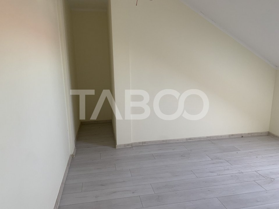 Apartament decomandat 4 camere 72 mpu 2 bai zona Mihai Viteazu Sibiu