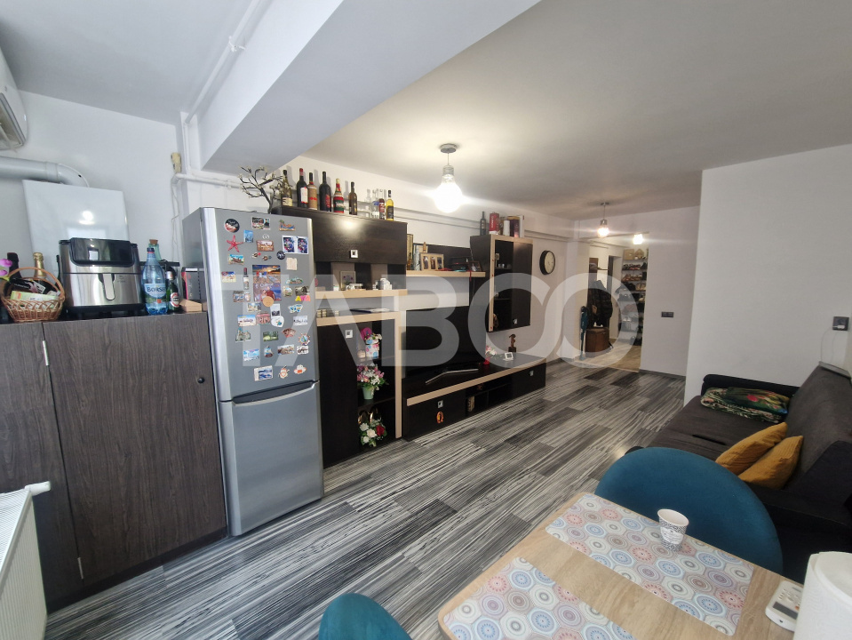 Apartament decomandat 59 mp utili 3 camere etaj 2 Doamna Stanca