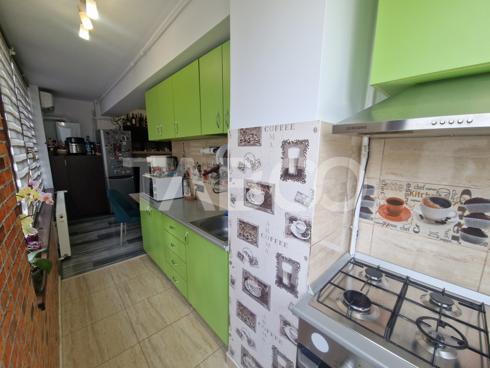 Apartament decomandat 59 mp utili 3 camere etaj 2 Doamna Stanca