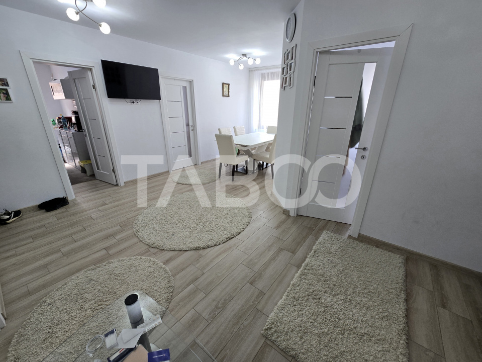 Apartament decomandat 66 utili 3 camere pivnita Turnisor Sibiu