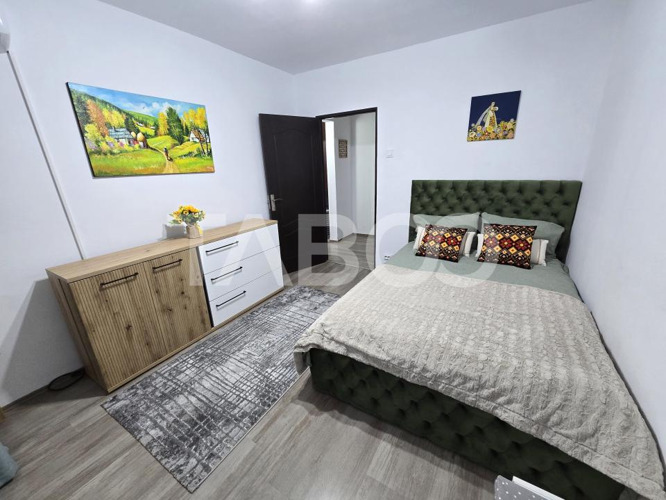 Apartament decomandat 70 utili balcon lift pivnita Vasile Aaron Sibiu