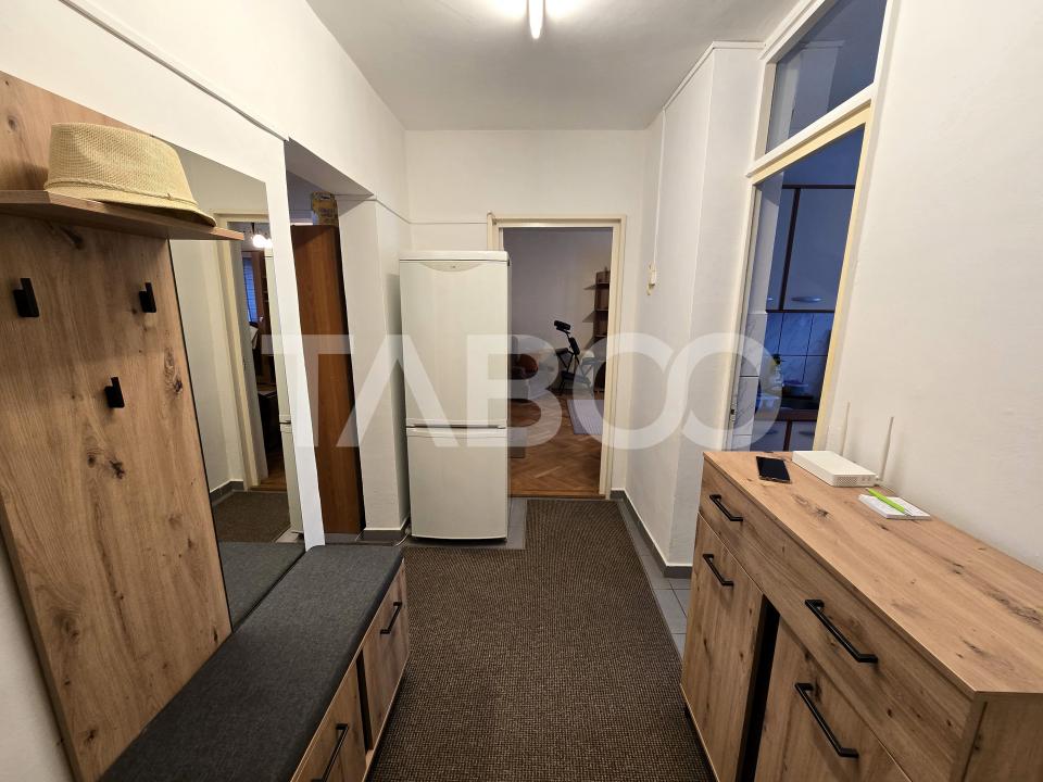 Apartament decomandat 74 utili 3 camere balcon lift Terezian Sibiu