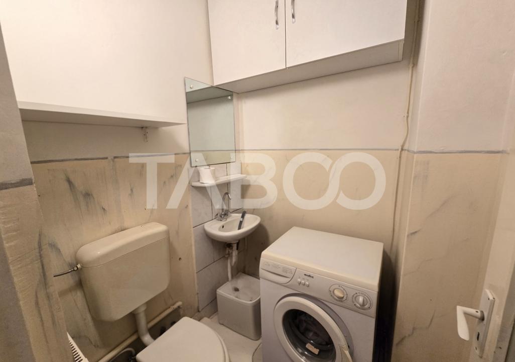 Apartament decomandat 74 utili 3 camere balcon lift Terezian Sibiu