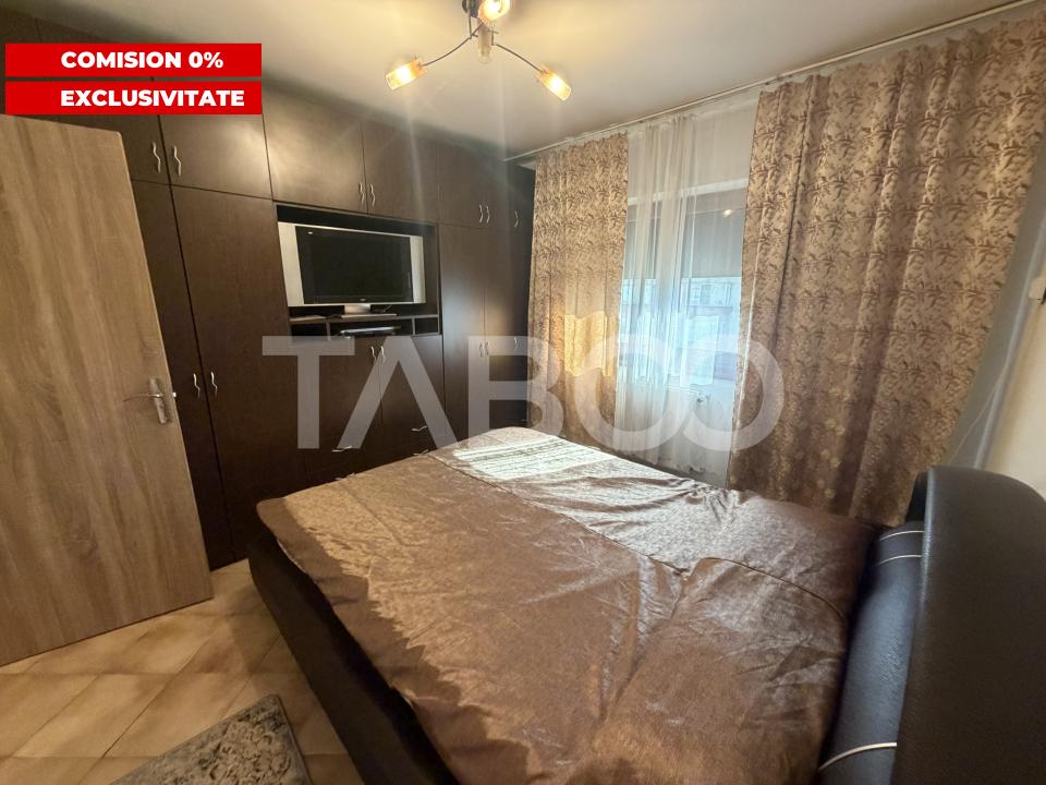 Apartament decomandat 80 mpu 3 camere 2 bai etaj 2 zona 1 Decembrie in Fagaras - 1 Decembrie 1918