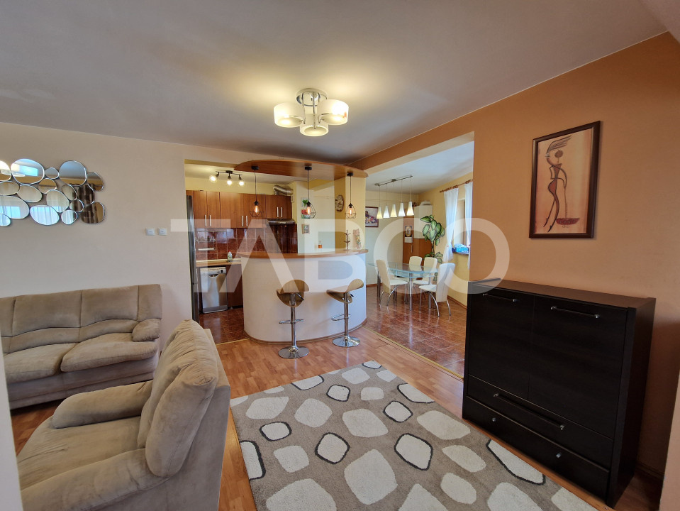 Apartament decomandat 85 mp 3 camere cu loc de parcare Tilisca