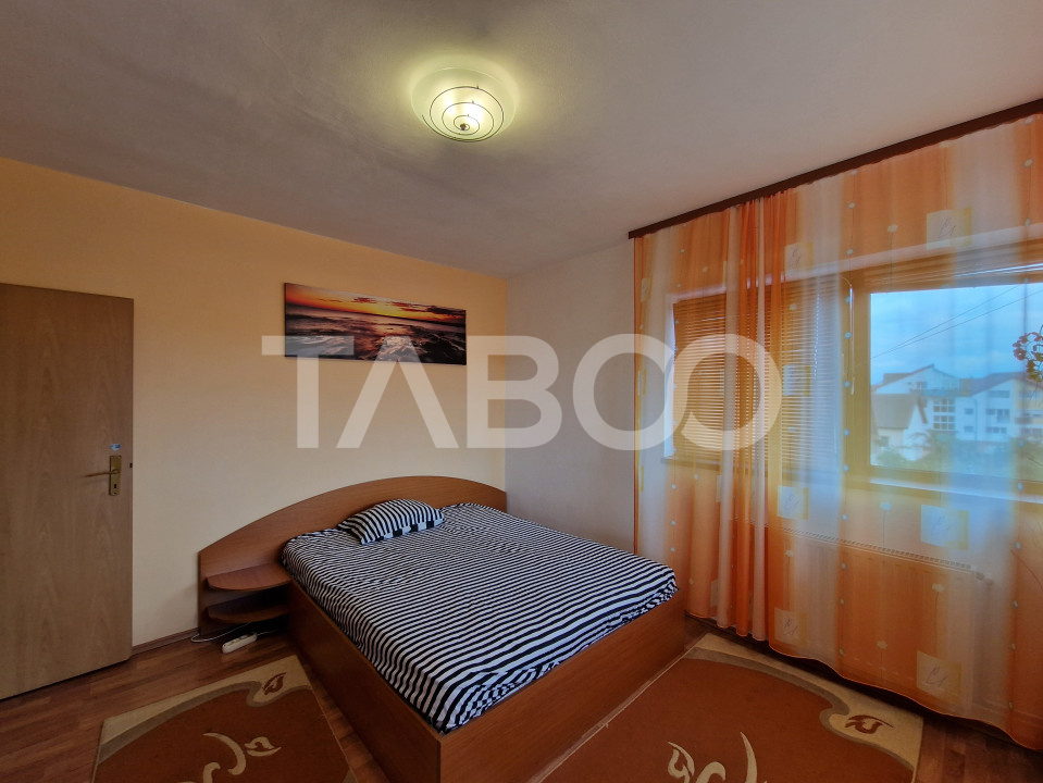 Apartament decomandat 85 mp 3 camere cu loc de parcare Tilisca