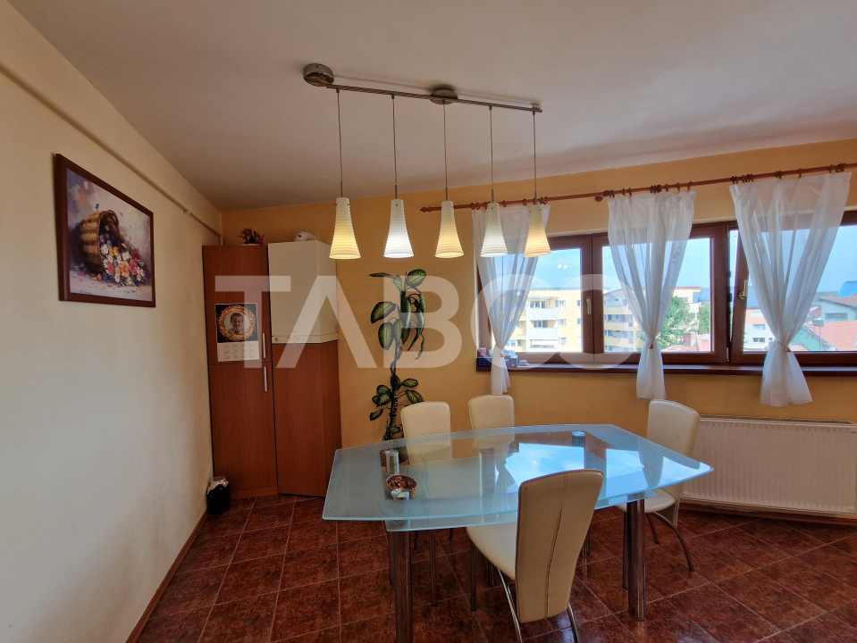 Apartament decomandat 85 mp 3 camere cu loc de parcare Tilisca