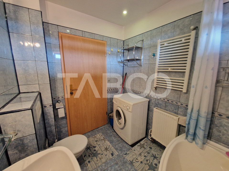 Apartament decomandat 85 mp 3 camere cu loc de parcare Tilisca
