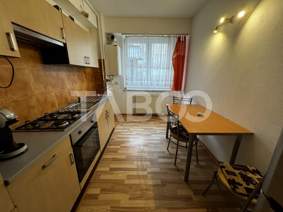 Apartament decomandat cu 2 camere 56 mpu strada Rusciorului Terezian