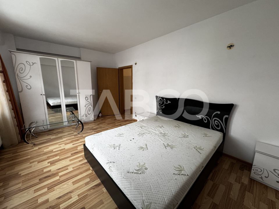 Apartament decomandat cu 2 camere 56 mpu strada Rusciorului Terezian