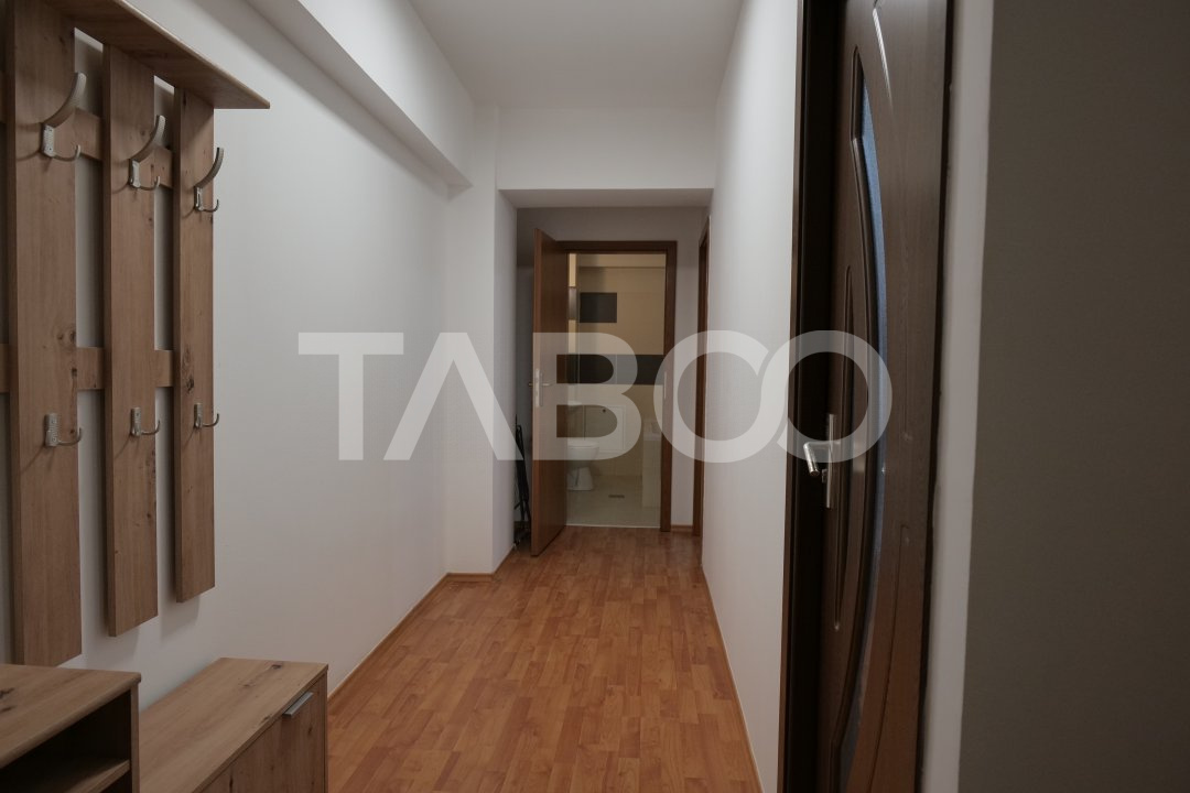 Apartament decomandat cu 2 camere in bloc cu lift - zona Turnisor