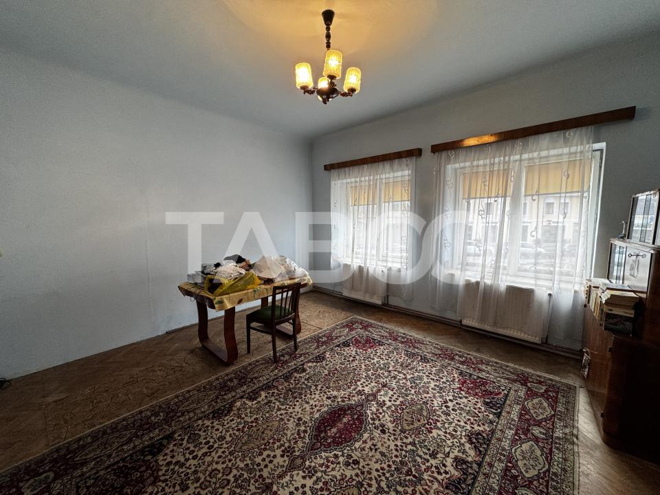 Apartament decomandat cu 3 camere 123 mpu langa Podul Minciunilor