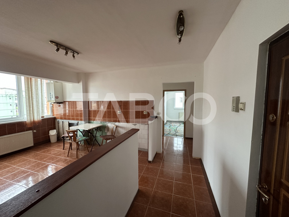Apartament decomandat cu 3 camere baie cu geam la doar 1402 euro/mp