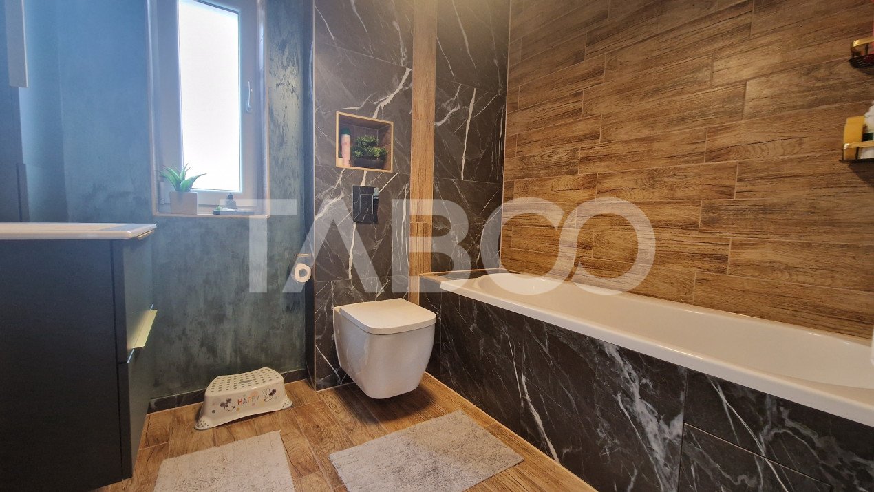 Apartament decomandat cu 3 camere balcon etaj intermediar Selimbar