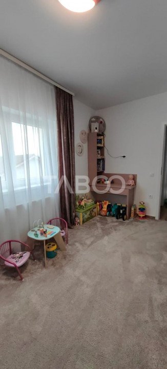 Apartament decomandat cu 3 camere balcon etaj intermediar Selimbar