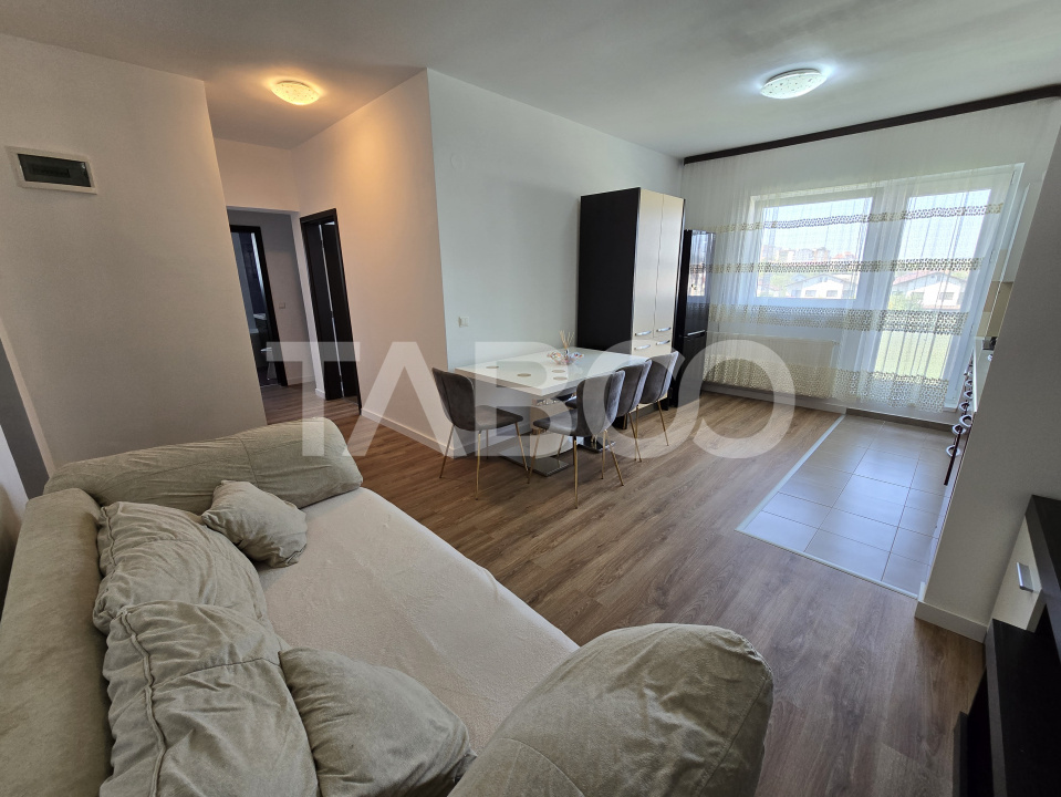 Apartament decomandat cu 3 camere balcon parcare Selimbar Sibiu