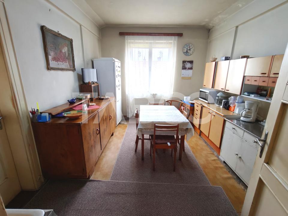 Apartament decomandat cu 3 camere pe strada Tribunei - Comision 0
