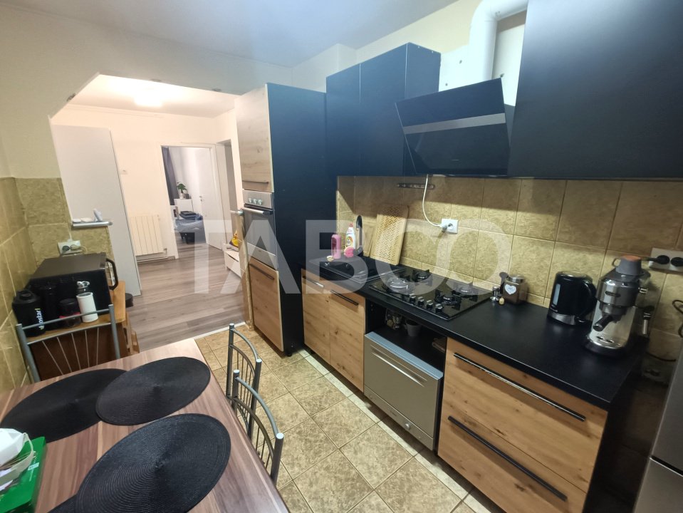Apartament decomandat cu 3 camere - pivnita - zona Valea Aurie Sibiu