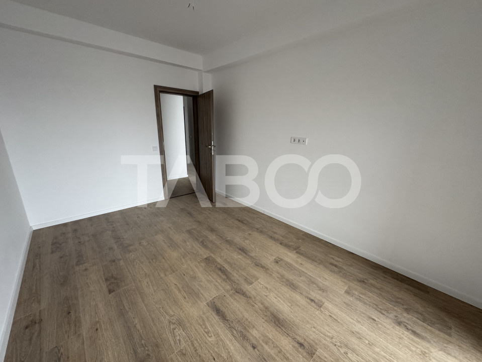 Apartament decomandat cu 4 camere 3 bai 102 mpu balcon de 15 mp Sibiu
