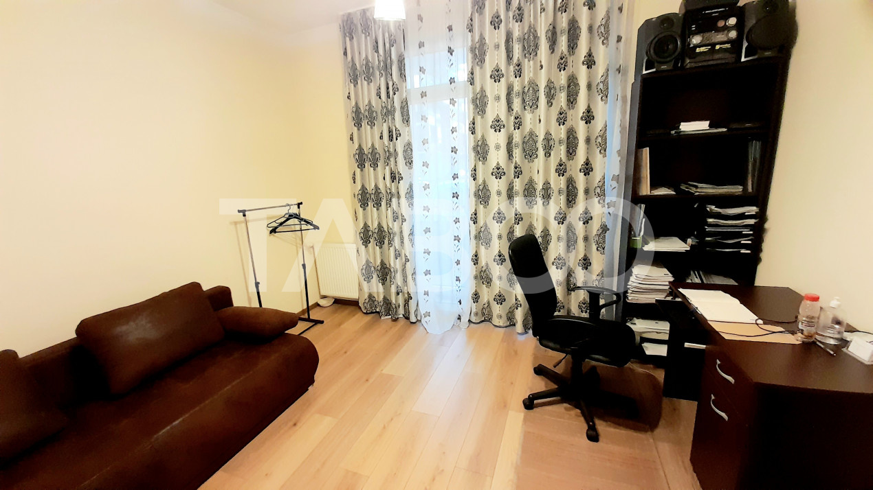 Apartament decomandat de inchiriat 2 camere balcon parcare Turnisor 