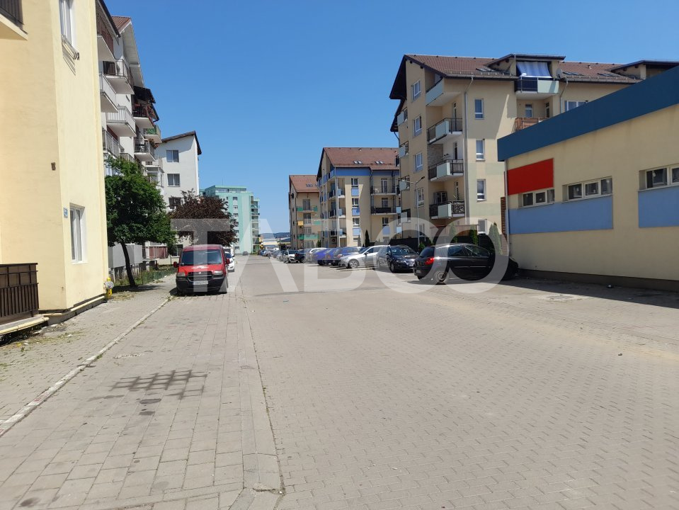 Apartament decomandat de inchiriat 2 camere balcon parcare Turnisor 