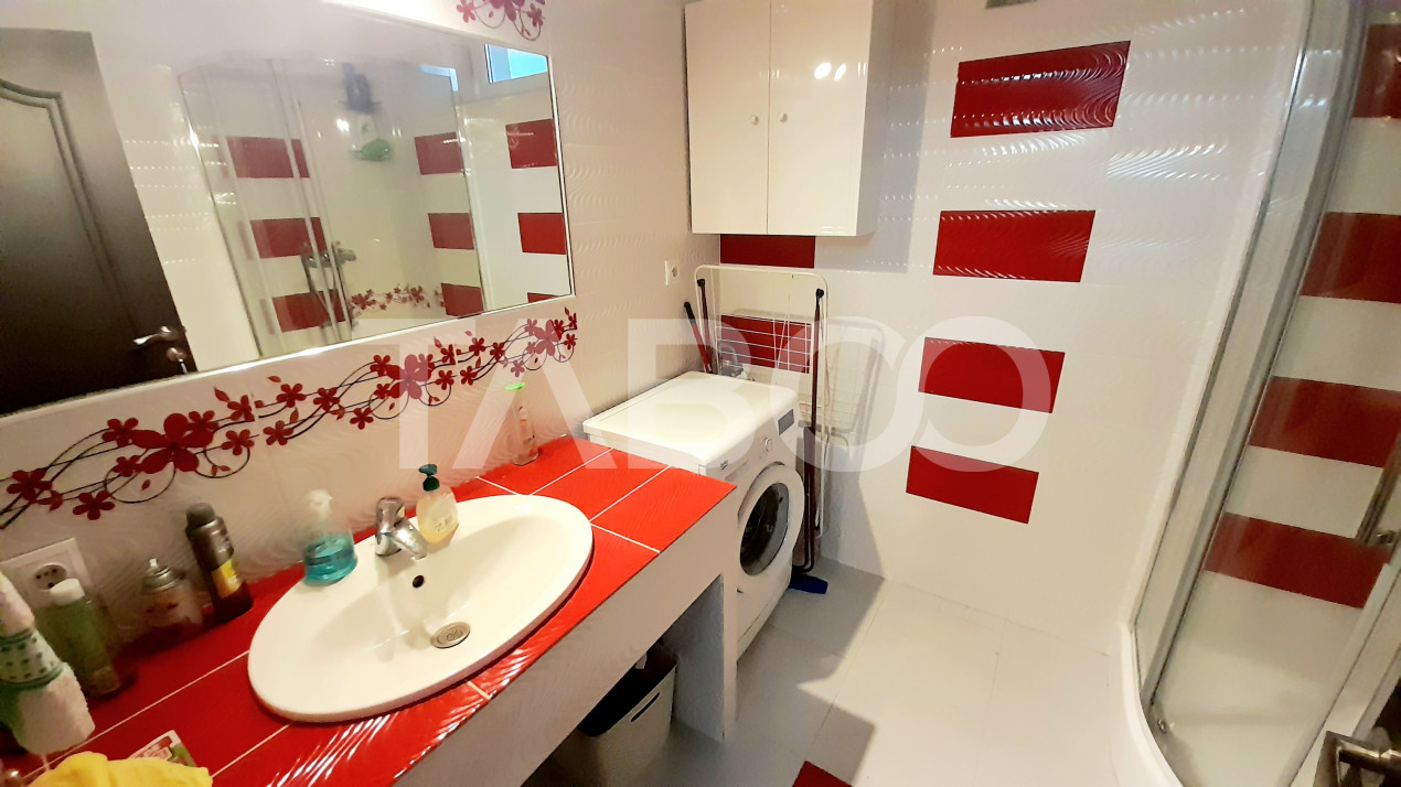 Apartament decomandat de inchiriat 2 camere balcon parcare Turnisor 