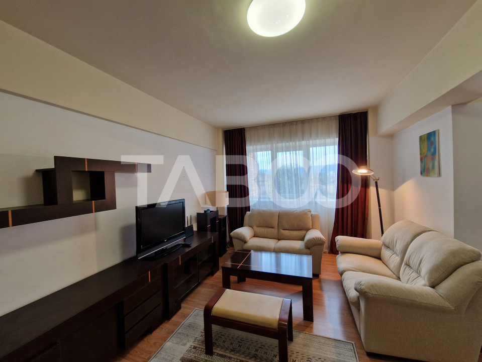 Apartament decomandat de inchiriat 3 camere 2 bai Mihai Viteazul