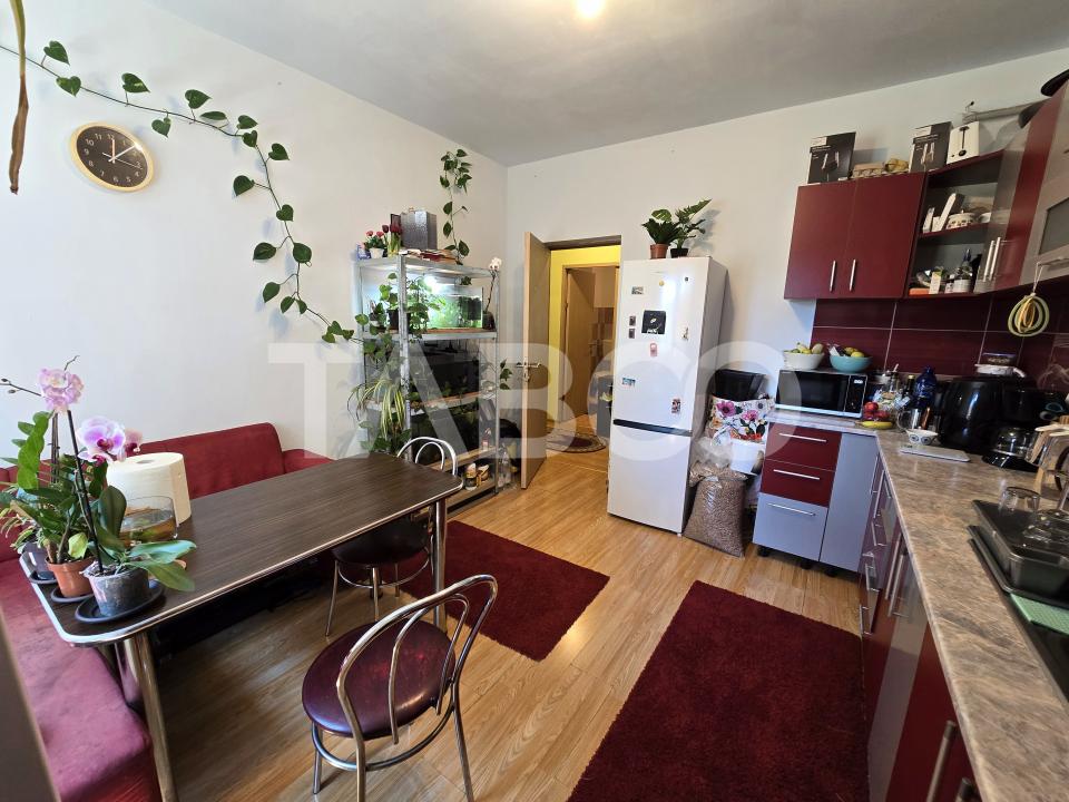 Apartament decomandat de vanzare 2 camere 64 mpu balcon Selimbar Sibiu in Sibiu - Petru Rares