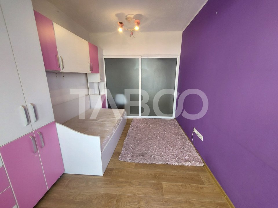 Apartament decomandat de vanzare 2 camere balcon Doamna Stanca