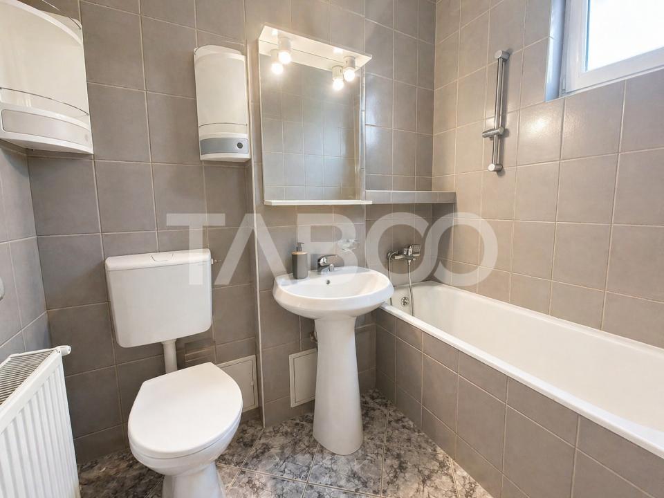 Apartament decomandat de vanzare 2 camere balcon lift Mihai Viteazul 
