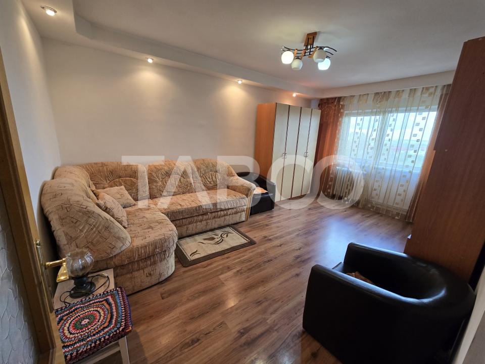 Apartament decomandat de vanzare 2 camere boxa pivnita Vasile Aaron