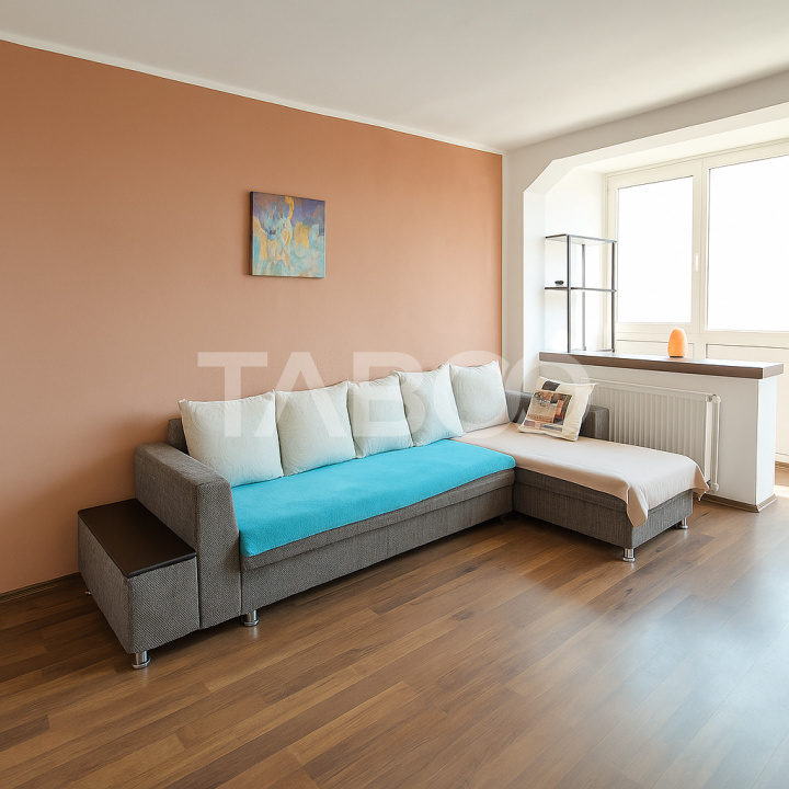 Apartament decomandat de vanzare 2 camere cu balcon bloc cu lift