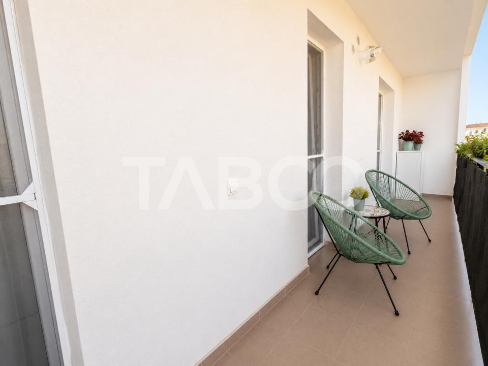 Apartament decomandat de vanzare 2 camere etaj 1 lift balcon bloc nou