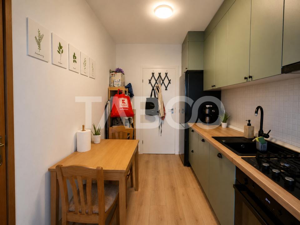 Apartament decomandat de vanzare 2 camere etaj 1 lift balcon bloc nou