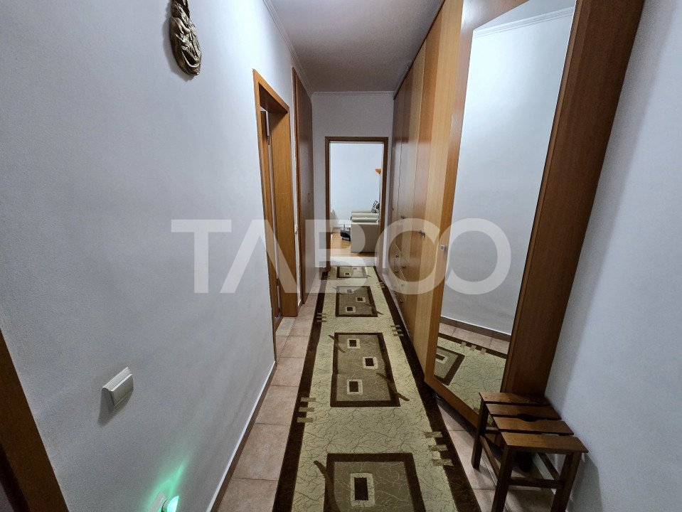 Apartament decomandat de vanzare 2 camere parcare etajul 1 Siretului
