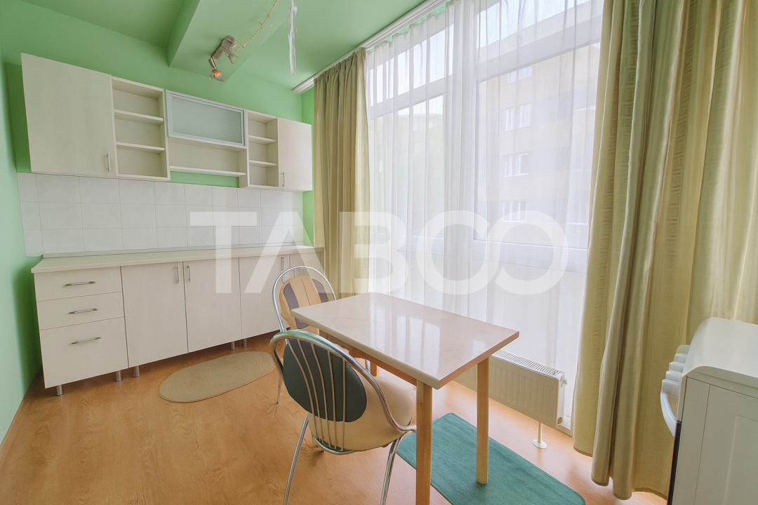 Apartament decomandat de vanzare 2 camere parcare Siretului