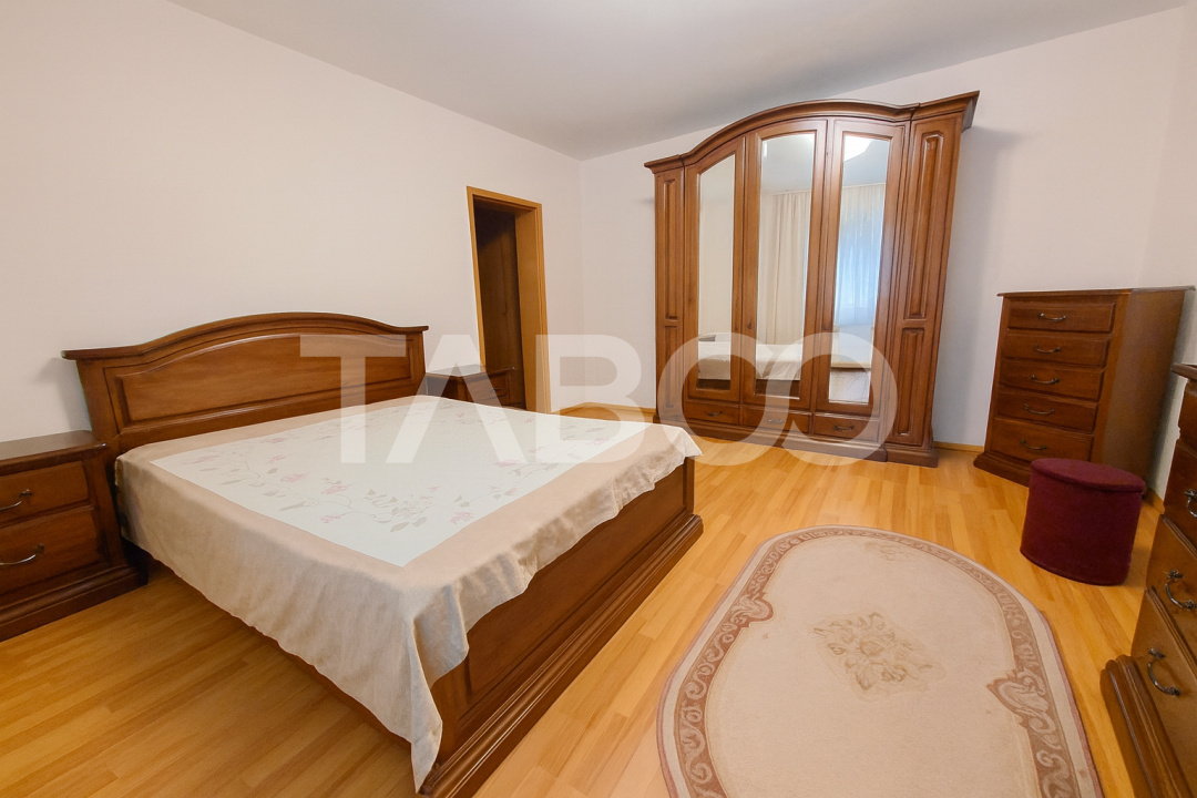 Apartament decomandat de vanzare 2 camere parcare Siretului in Sibiu - Intrarea Siretului