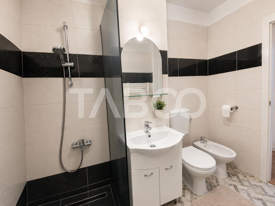 Apartament decomandat de vanzare 2 camere pivnita 2 balcoane