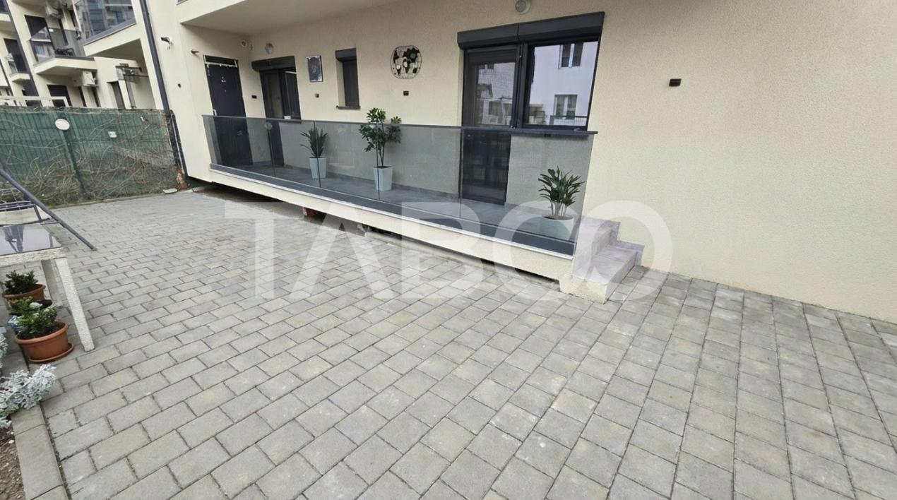 Apartament decomandat de vanzare 2 camere plus gradina Doamna Stanca