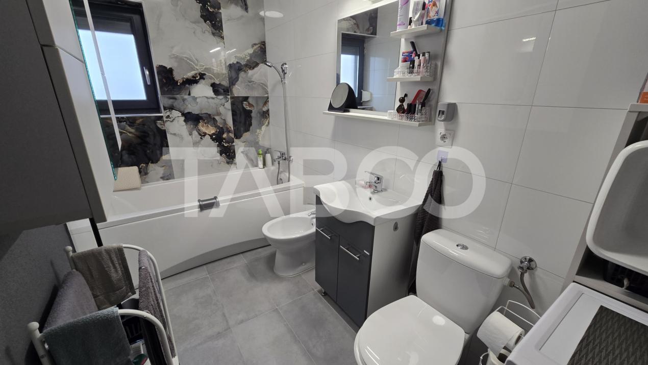Apartament decomandat de vanzare 2 camere plus gradina Doamna Stanca