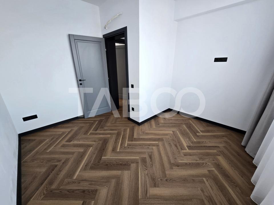 Apartament decomandat de vanzare 3 camere 2 locuri de parcare Turnisor