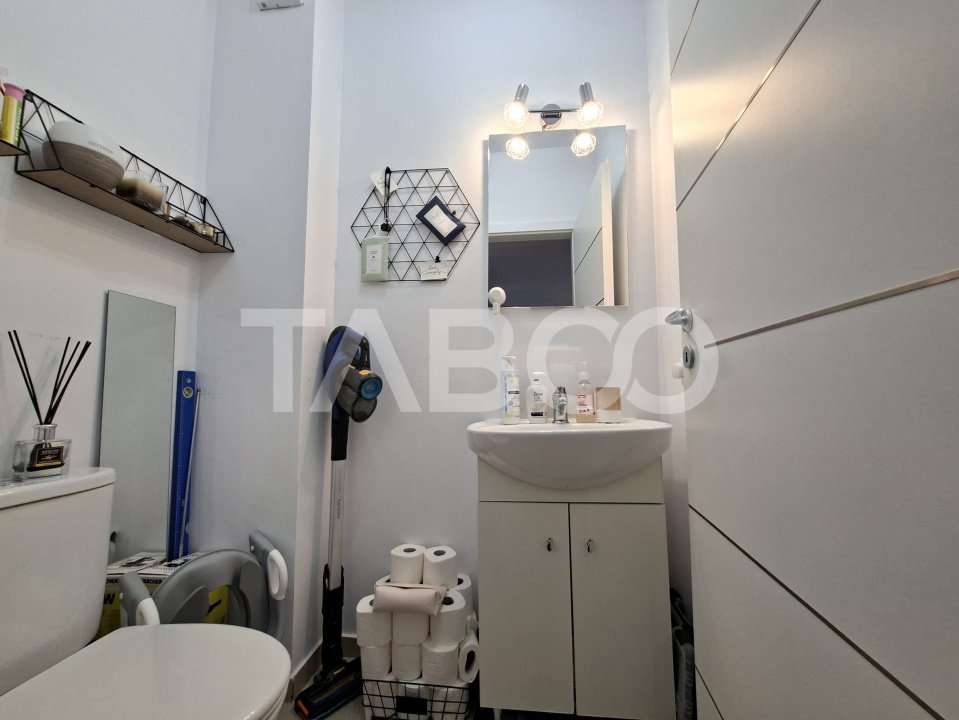 Apartament decomandat de vanzare 3 camere balcon Selimbar Exela